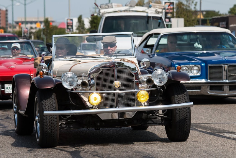 Illustration for article titled Woodward Dream Cruise Photo Explosion, Part 2